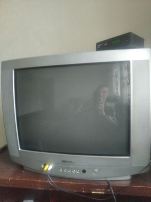 Продам б/у телевізор самсунг