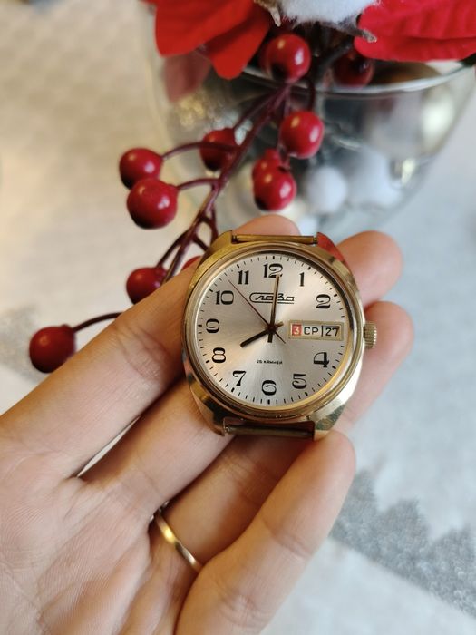 Zegarek męski mechaniczny Slava z datownikiem pozłacana