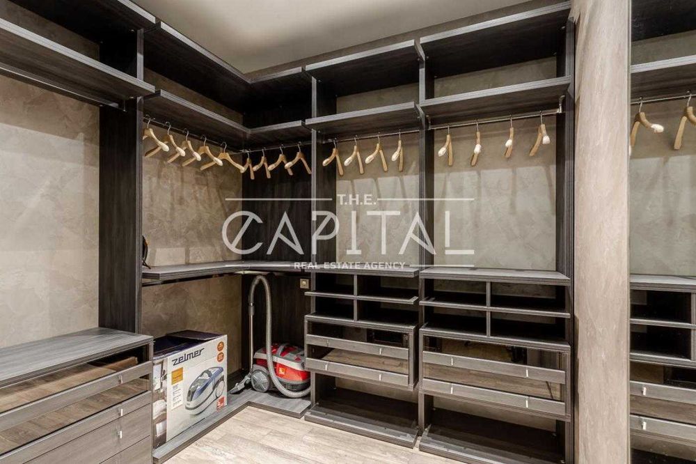 ПРОДАЖ дизайнерської квартири в ЖК ROYAL TOWER, Центр