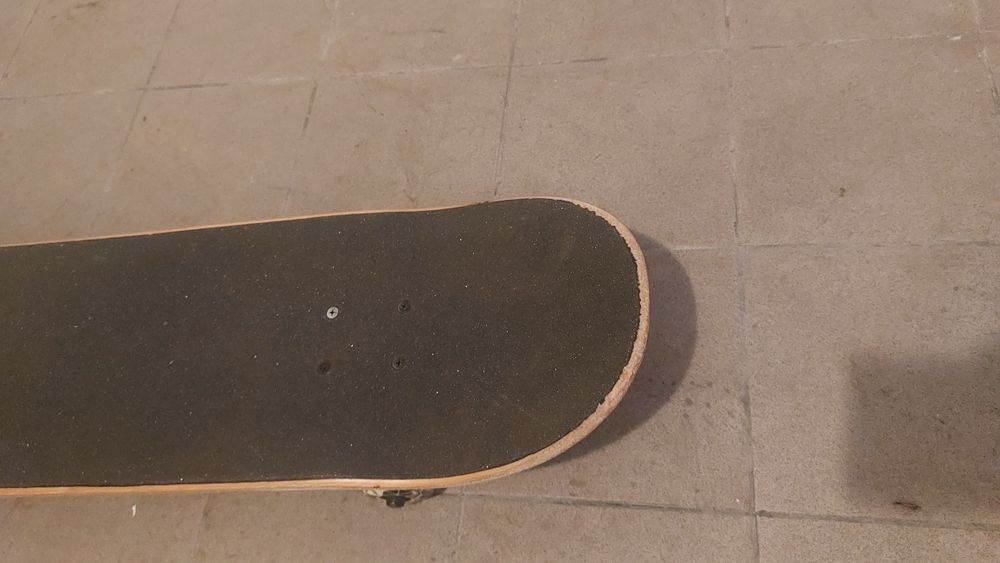 Skate caveira usado