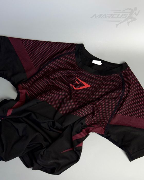 Gymshark onyx v5 чорно червога