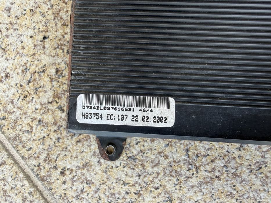 Sistema de Som Harman Kardon BMW E46 Sedan – Original BMW