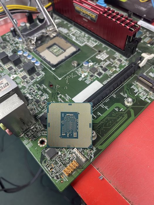 Процесор Intel Core i5-6500 3.2GHz /8GT/s /6MB /s1151