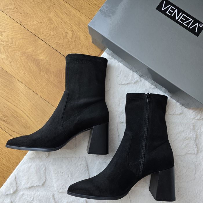 Czarne botki na obcasie Venezia 40 jak nowe