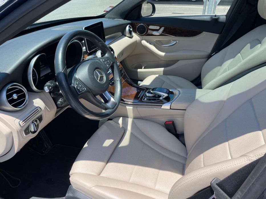 Mercedes-Benz C300 4Matic. Raro. Motor avariado. — photo 4