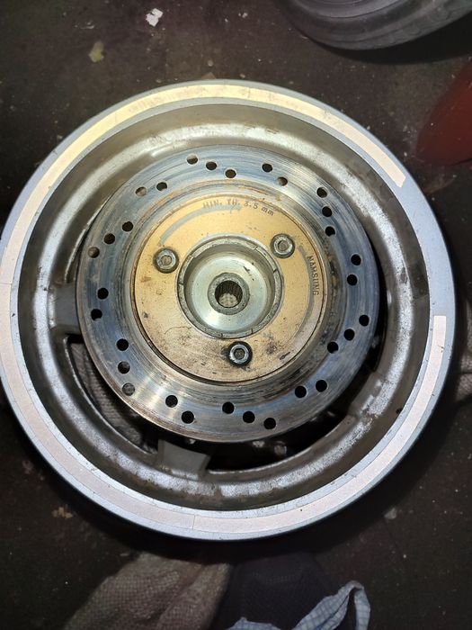 Колесо від скутера тягове ідеал