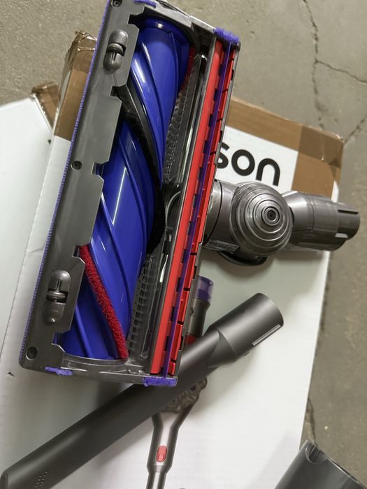 Odkurzacz bezprzewodowy Dyson V8