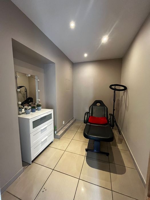 Gabinet beauty do wynajęcia w działającym salonie – Łódź Bałuty