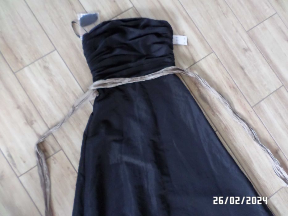 nowa piękna długo sukienka-ZERO-34(8)-sylwester-studniówka