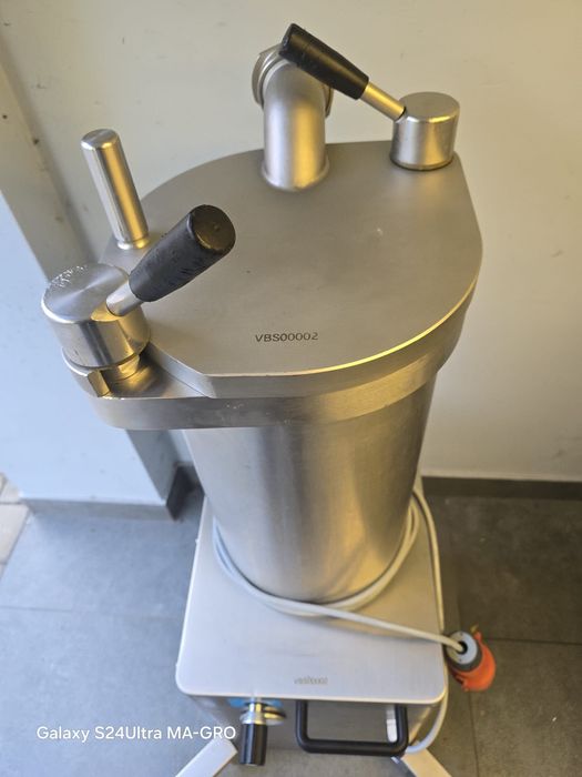 Nadziewarka tłokowa 25l