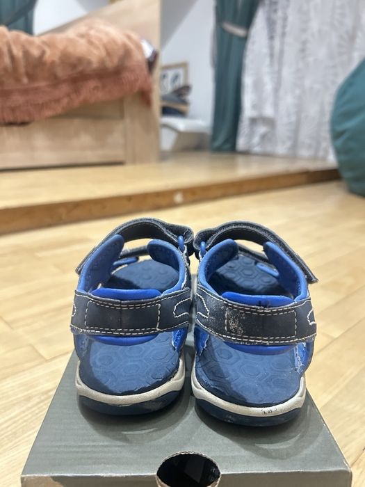 Продам босоніжки Timberland р.32 на хлопчика
