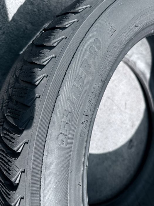 255 45 20 Michelin Latitude Alpin LA2 85% 2024 Шини Зима