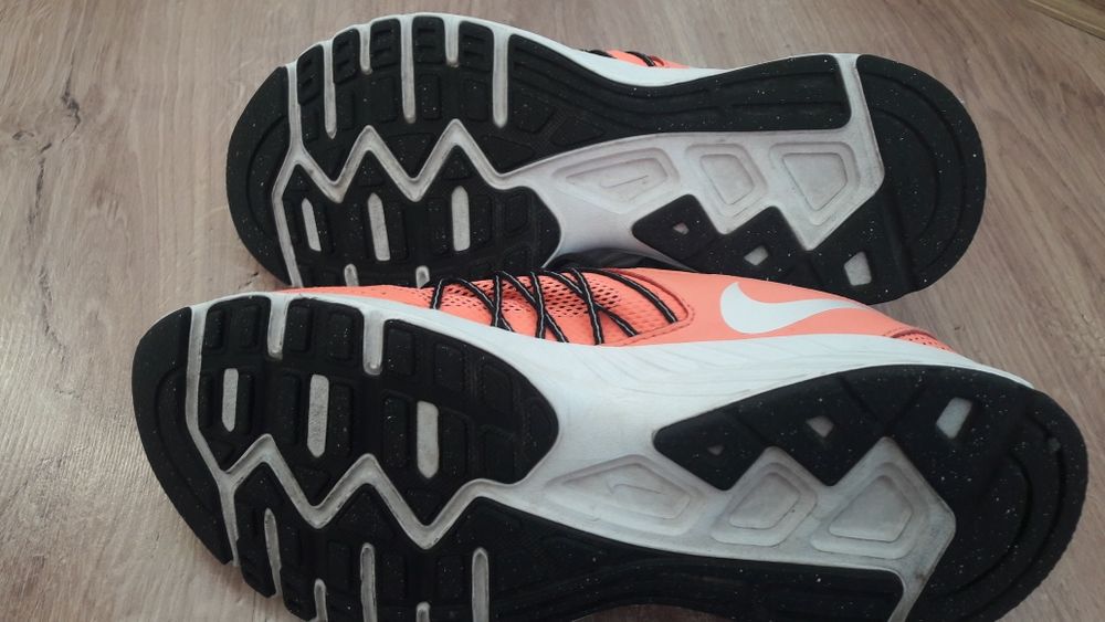 Nike damskie rozmiar 37,5cm