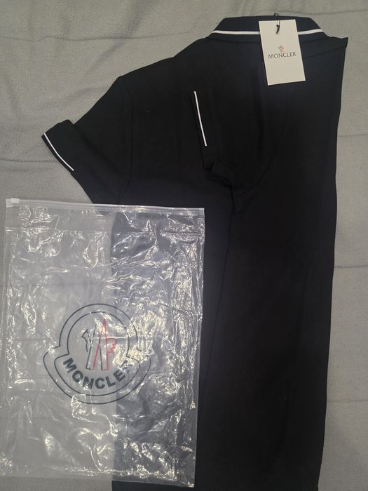 Polo moncler preto novo