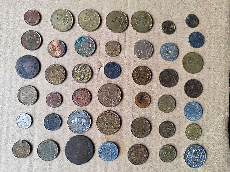 Lote +90 moedas antigas de vários países - coleção