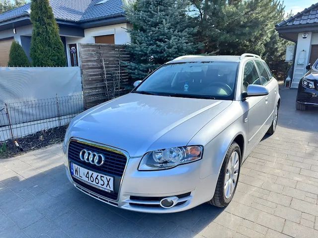 Audi A4 Avant Audi A4 1.8T po znacznym wkładzie finansowym na poprawki