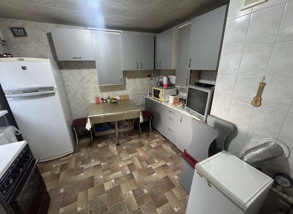Продаж півбудинку в окремому дворі, Масляниківка