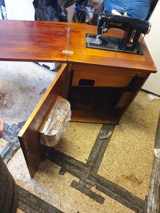 Maszyna do szycia Łucznik