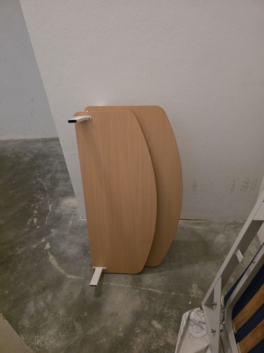 Cama de hospital, articulada, eletrica, com 3 meses de uso