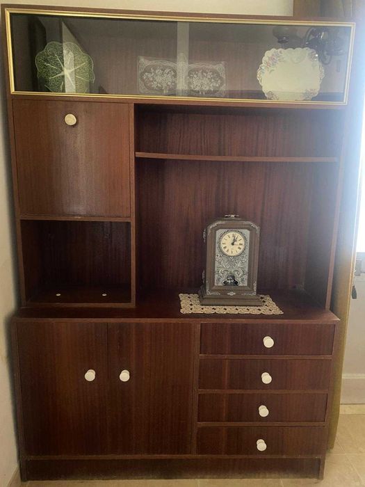 Movel de sala em madeira