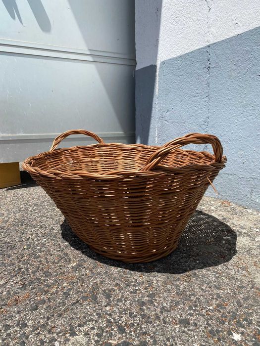 Cesto de verga com 60cm