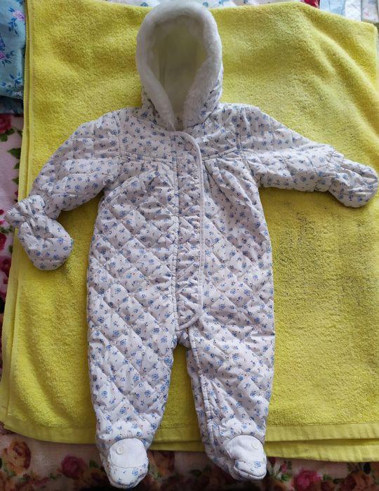 Демисезонный комбинезон Next р.62