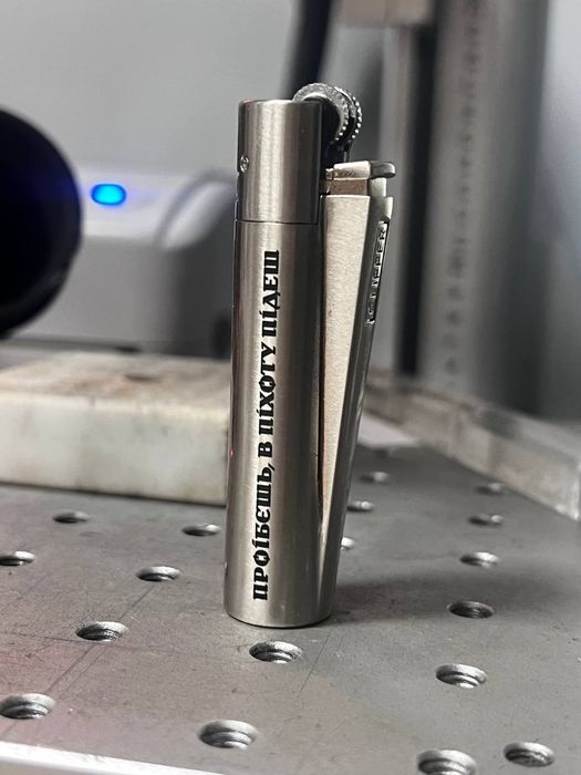 Зажигалки Clipper с индивидуальной гравировкой газовые