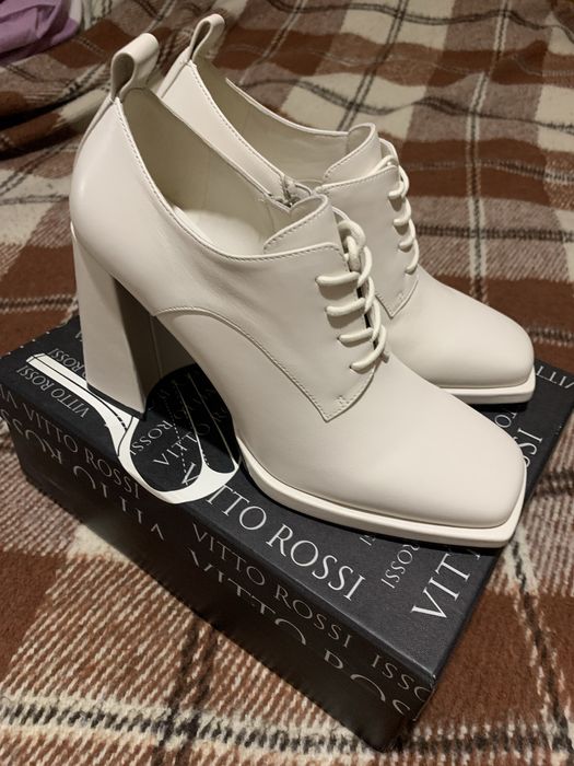 Ботінки черевики Вітто Россі нові шкіряні