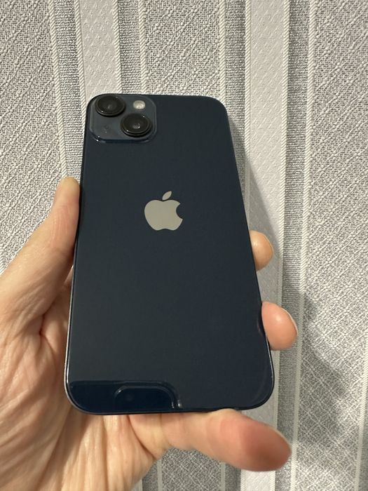 Apple iPhone 14 128 gb. Неверлок, акб 100%