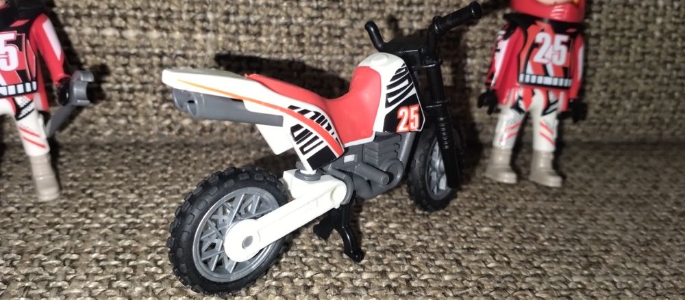 2 Playmobil + mota racing