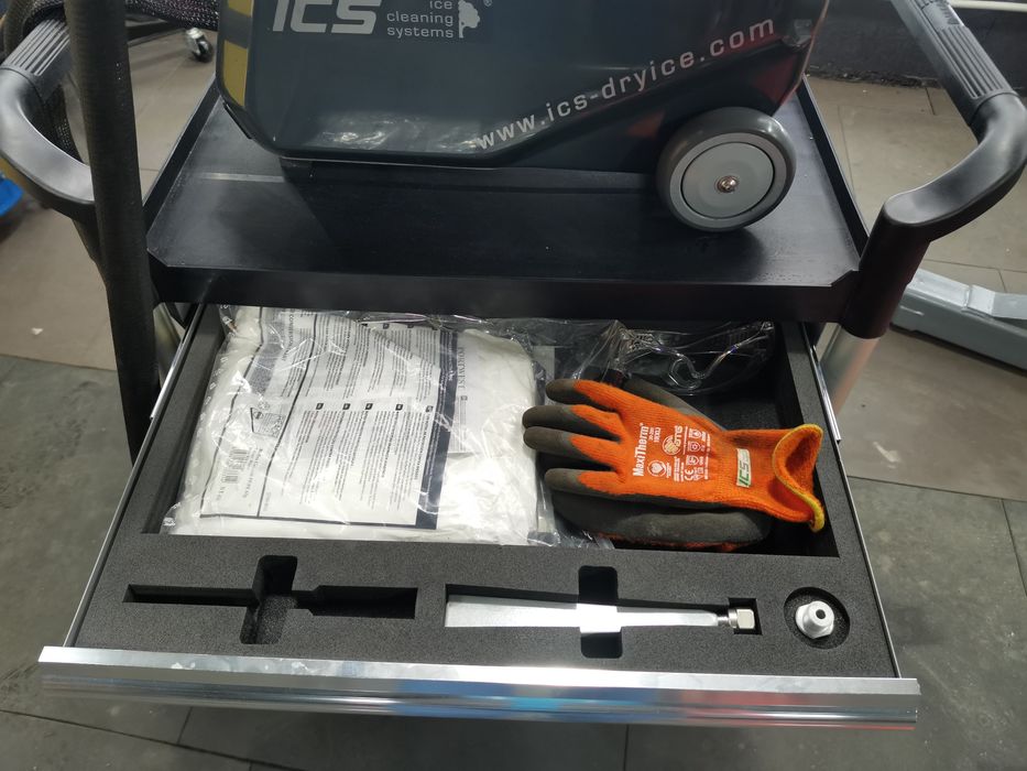 Dry ice cleaning bluster пристрій для очистки сухим льодом