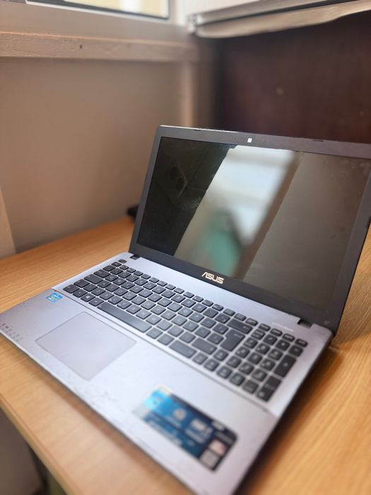 Portátil Asus ótimo para estudos