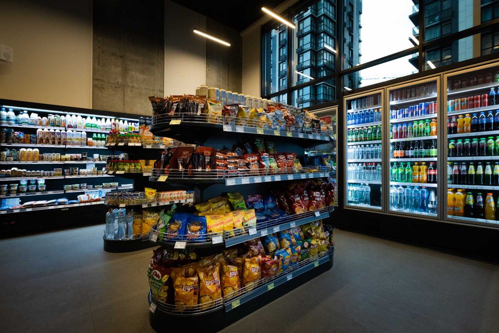 Торговое оборудование для магазина Модерн Експо, стеллажи, полки