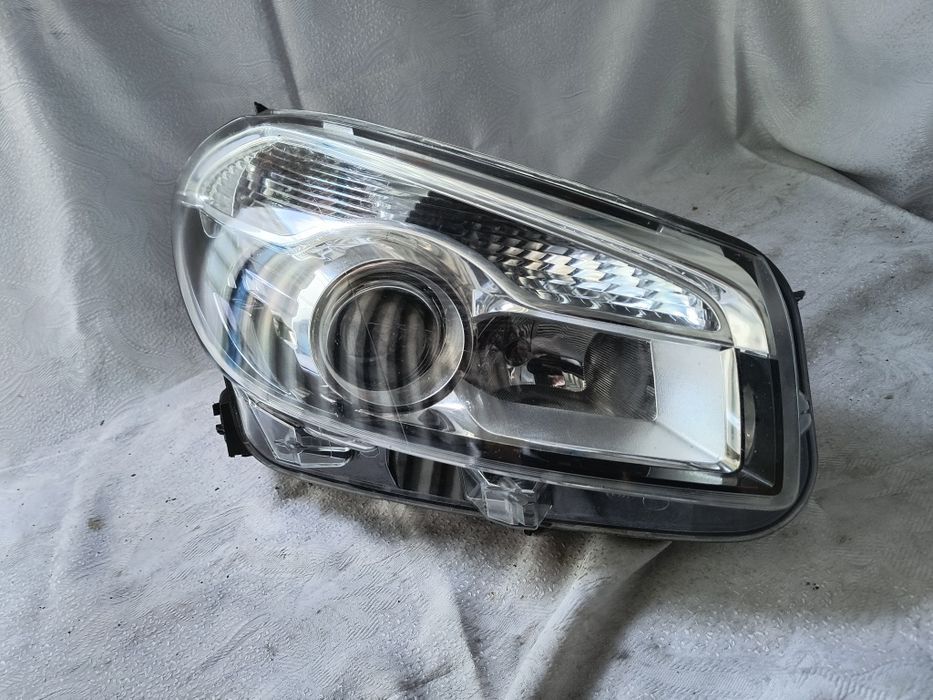 Lampa prawa Nissan Qashqai I j10 Lift Europa reflektor przedni