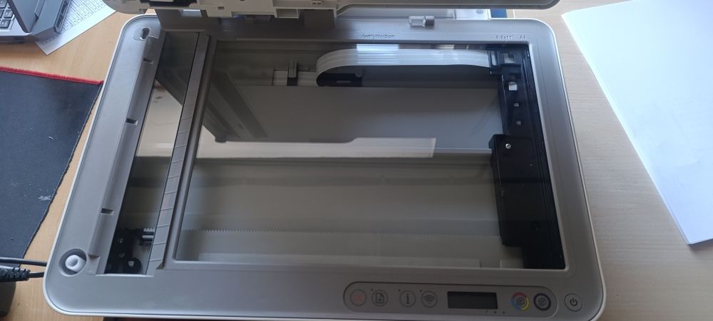 Продам принтер HP. Принтер в идеальном состоянии ,в работе был 3 раза.