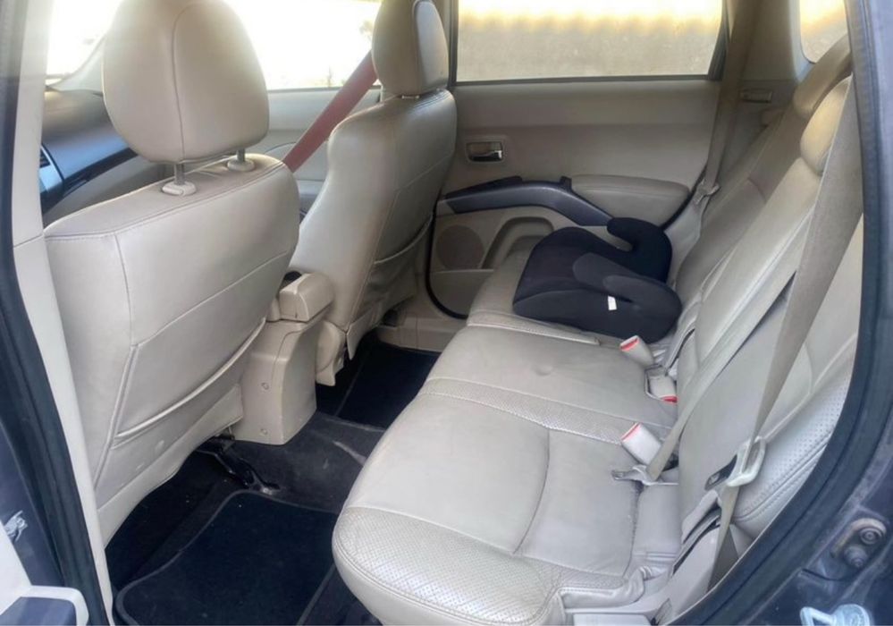 Mitsubishi outlander