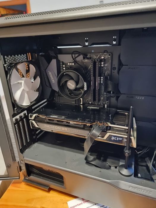 XFX merc RX6950XT 16GB