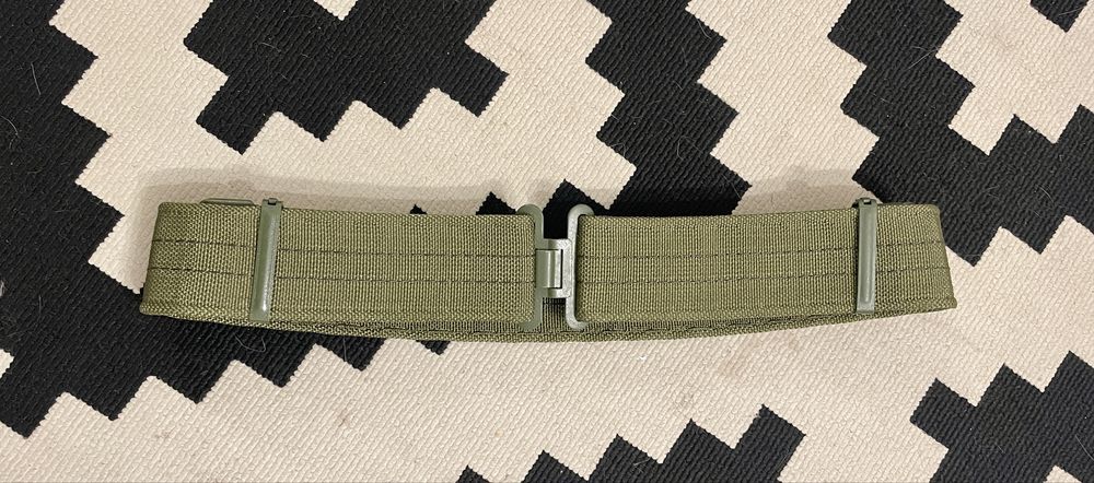 Nowe pasy wojskowe pas wyjskowy niemiecki mocny pasek NRD duża ilość