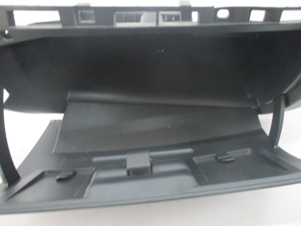 Porta luvas RENAULT Clio III (BR0/1, CR0/1)
