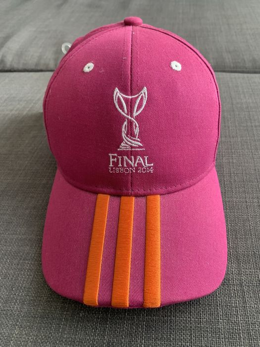 Chapéu Adidas Champions League 2014 Futebol Feminino
