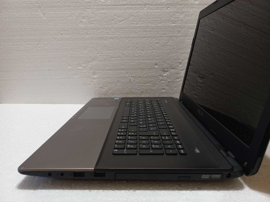 17.3" Экран! БОЛЬШОЙ + Мощный ASUS K75V / Intel Core i5 / 8 RAM / SSD / + ГАРАНТИЯ!