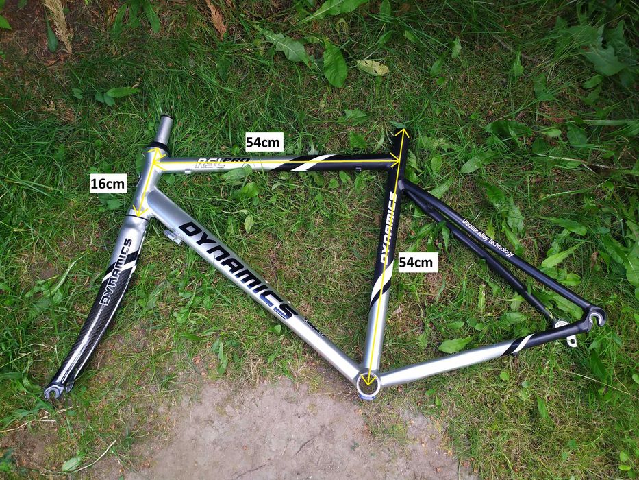 DYNAMICS RLS PRO rama szosowa  aluminium 7005 Roz.54cm + widelec Carbon Polecam