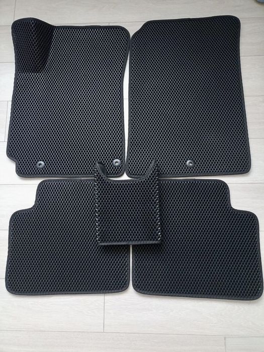 Автомобільні поліки/ коврики Ева. Килимки в салон, швидка доставка