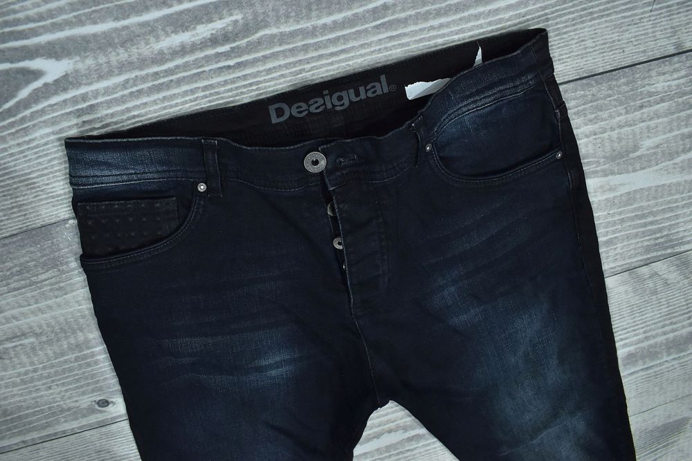 Desigual Męskie Spodnie Jeansowe Slim W32 L34