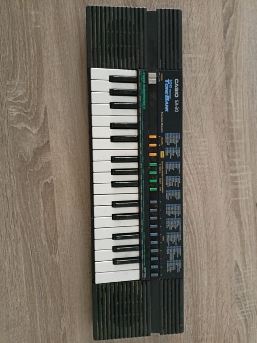 Casio SA 20 Tone Bank Keyboard