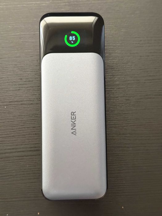 Power Bank Anker 737