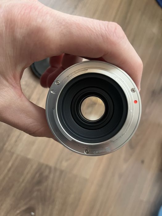 Lente Samyang 12 mm  f/2 NCS CS ( Sony e-mount)