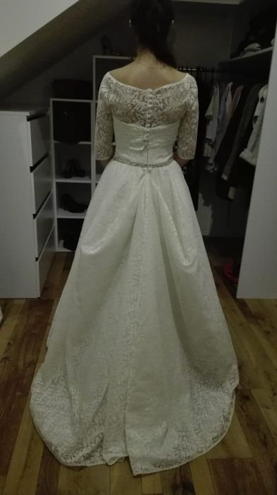 Koronkowa suknia ślubna r. 36