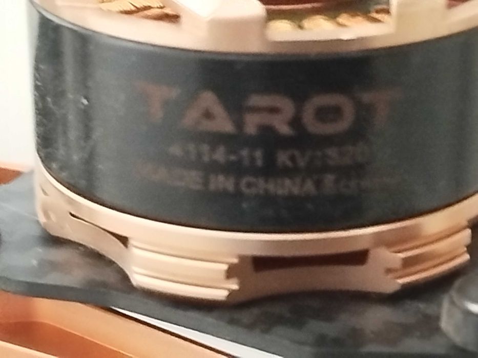 Silniki 3F TAROT 320KV +regulatory(8szt.)