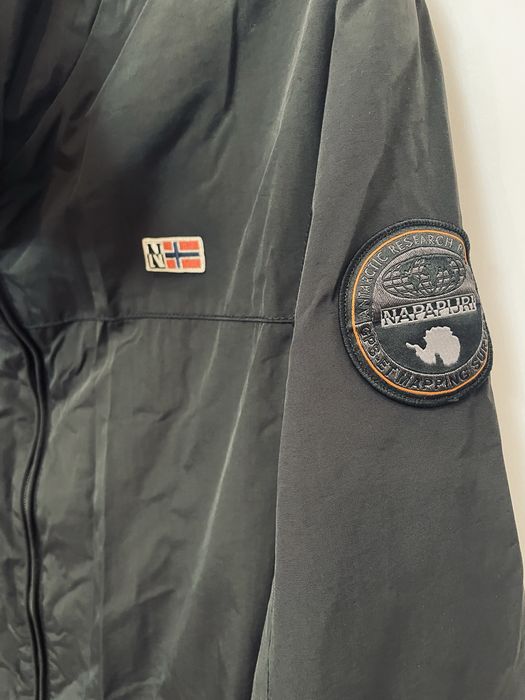 Куртка чоловіса весна